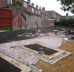 Grapes Hill Community Garden - Putting in more block paving