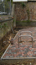 Grapes Hill Community Garden - Bike rack and pallets